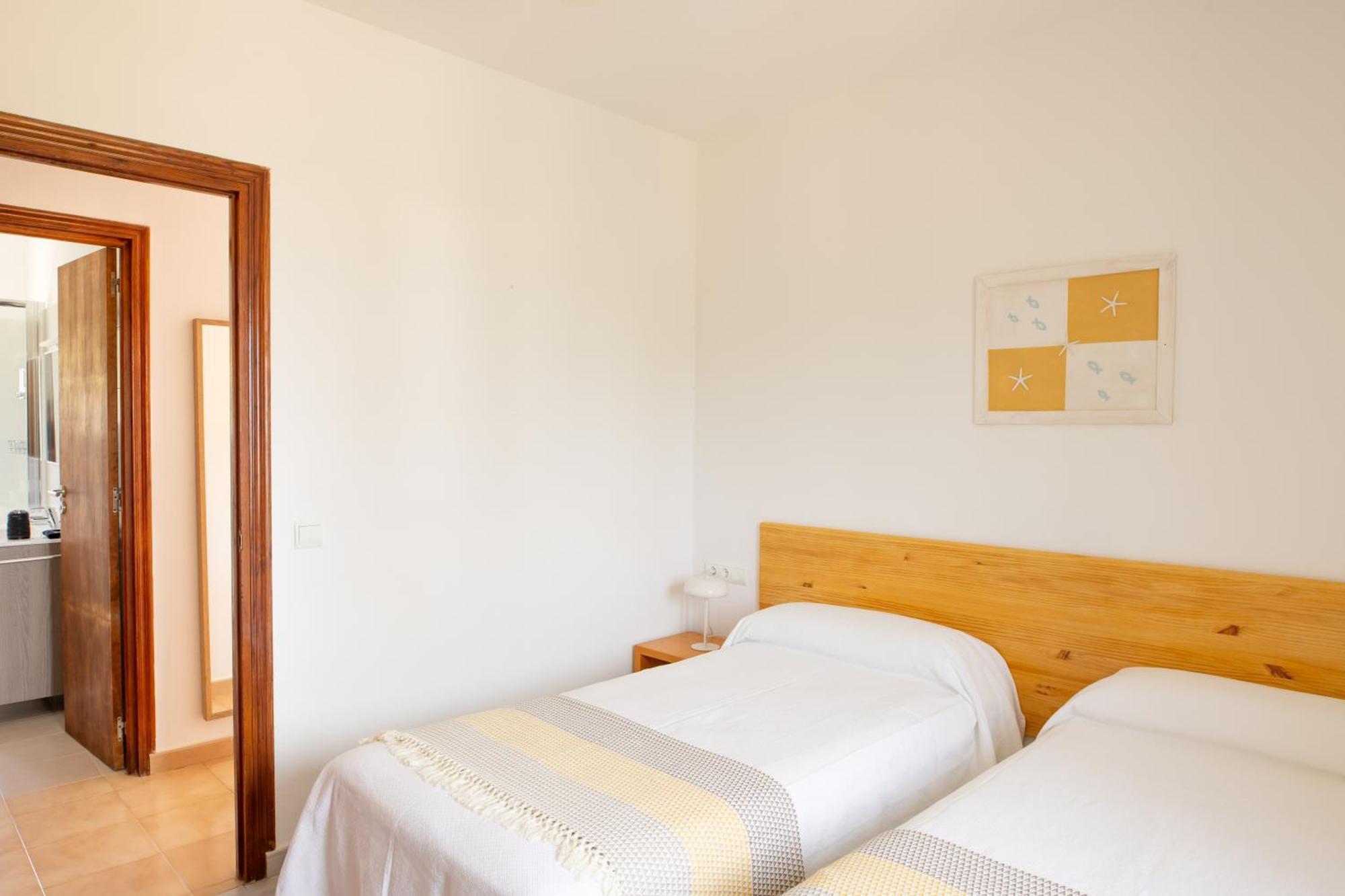 Apartamentos Verde Mar Es Pujols Kültér fotó